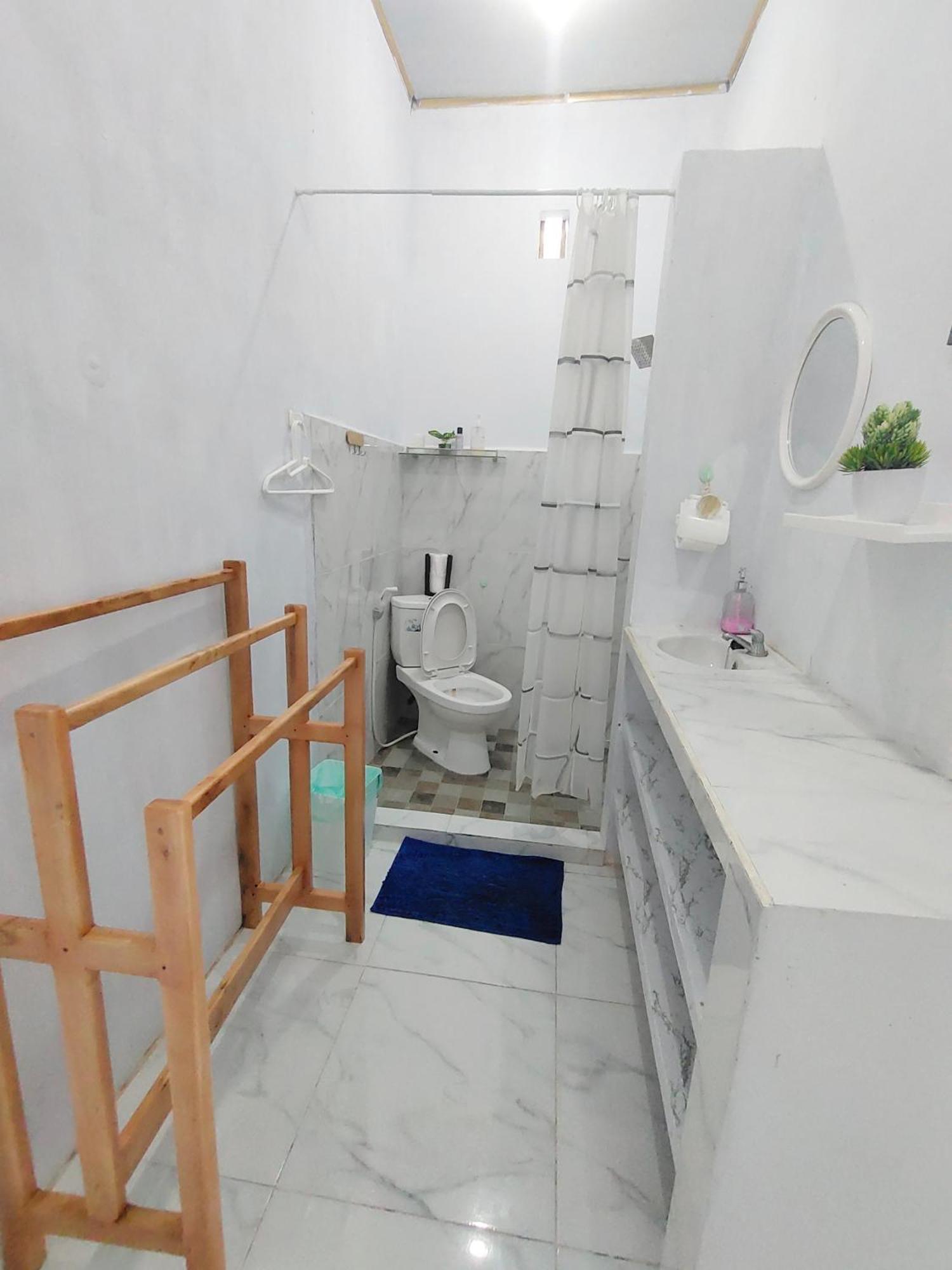 Stella Villa Ngurbloat Екстериор снимка